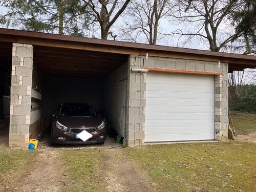 weitere Garage mit Carport - 