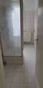 Bad mit Dusche - 