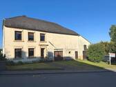 Ansicht - Renovierungs- sanierungsbedürftiges Einfamilienhaus mit Scheune und großem Grundstück für Handwerker besonders geeignet