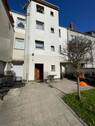 Hofansicht - Erdgeschoss-Apartment mit Potenzial