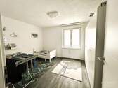 Kinderzimmer 2 - Etagenwohnung mit 84,00 m² in Erdmannhausen zum Kaufen