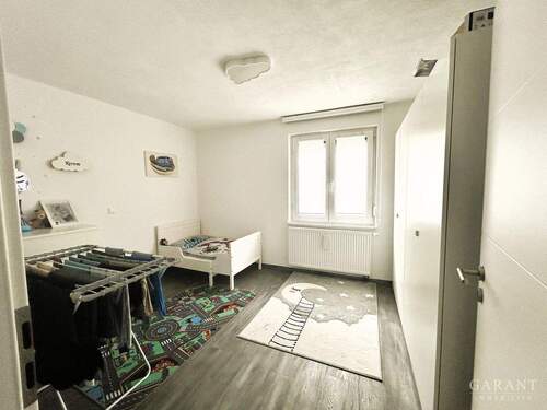 Kinderzimmer 2 - Etagenwohnung mit 84,00 m² in Erdmannhausen zum Kaufen