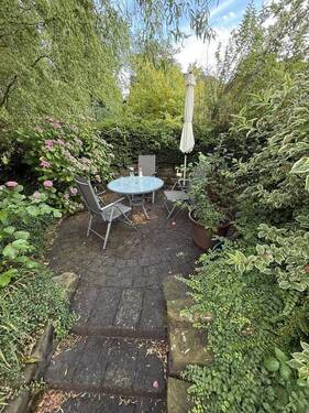 Freisitz mit viel Grün - 