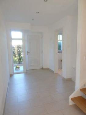 gefliestes EG mit Tageslicht - 