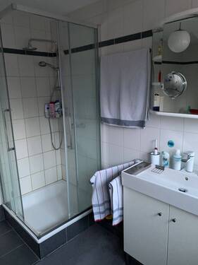Badezimmer - Doppelhaushälfte mit 101,00 m&sup2; in Eckernförde zum Kaufen