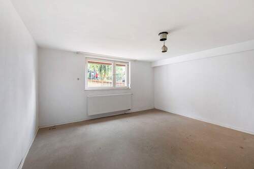 Großzügiger Hobbyraum - 