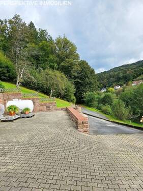 Zufahrt - Einfamilienhaus mit 143,00 m&sup2; in Oberzent zum Kaufen