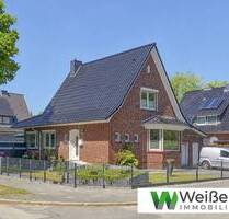 Familienfreundliches EFH im begehrten Dichterviertel von Itzehoe - umfassend modernisiert & provisionsfrei