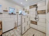 Badezimmer im Erdgeschoss - 