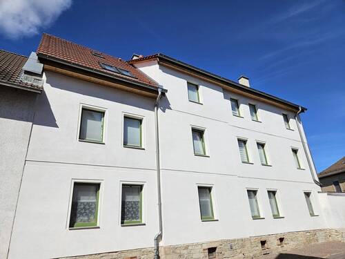 Ansicht straßenseitig - 7 Zimmer Einfamilienhaus in Halle