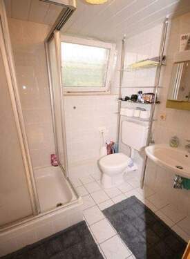 Duschbad - Etagenwohnung mit 65,00 m&sup2; in Eschwege zur Miete