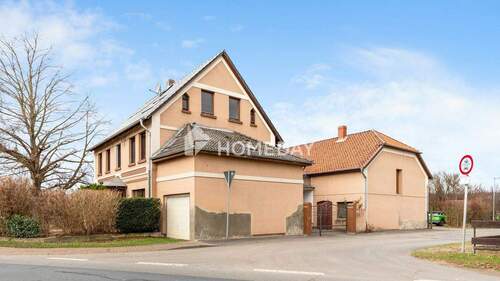 Außenansicht 2 - 8 Zimmer Einfamilienhaus zum Kaufen in Elze