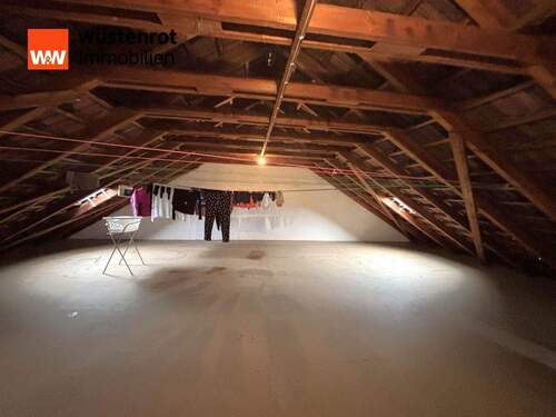 Spitzboden_Wäschetrocknung - 