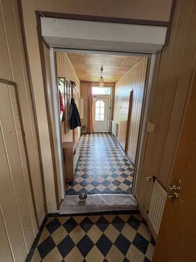 Hausflur - Einfamilienhaus mit 190,00 m&sup2; in Gommern zum Kaufen