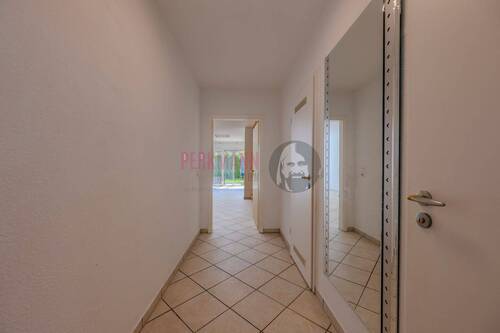 Flur - 5 Zimmer Reihenmittelhaus zum Kaufen in Unterschleißheim