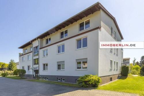 3 - 2 Zimmer Etagenwohnung in Fahrland