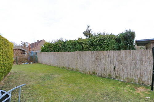 Gartenfläche hinten - 