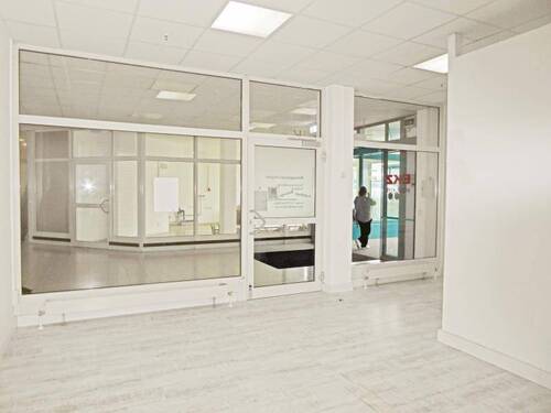 Raum 1 - 2 Zimmer Gewerbeobjekt (Büro, Produktion, Verkauf) in Nürnberg