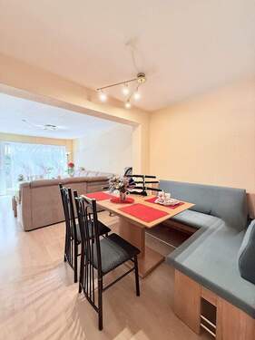 Essbereich im Wohnzimmer - 