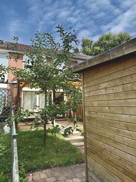 Blick vom hinteren Grundstück aus - 