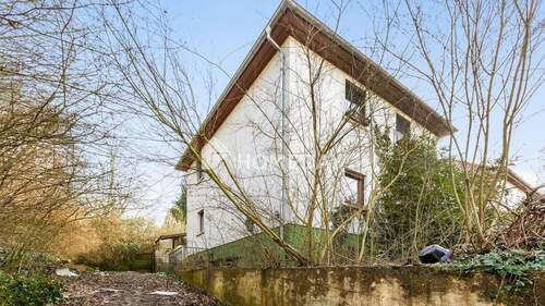 Außenansicht 1 - Großzügiges Grundstück in Gondelsheim mit Bestandshaus und viel Entwicklungsspielraum