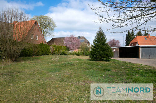 Grundstück - Großzügiges Baugrundstück mit positivem Bauvorbescheid - Ihre Chance in Garstedt!