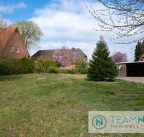 Großzügiges Baugrundstück mit positivem Bauvorbescheid - Ihre Chance in Garstedt!