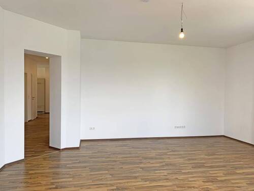 Wohnzimmer - Etagenwohnung mit 98,00 m² in Nürnberg zur Miete