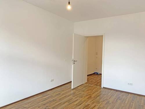 Zimmer 2 - 