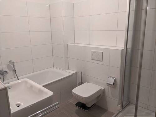 EG bad - Gewerbeobjekt (Büro, Produktion, Verkauf) in Düsseldorf zum Kaufen