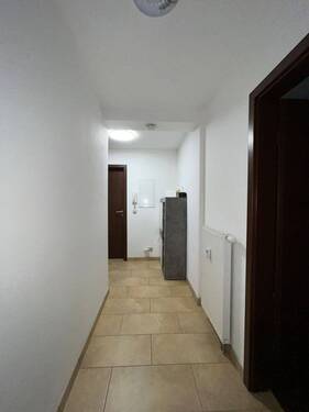 Flur - Etagenwohnung mit 47,60 m&sup2; in Bautzen zur Miete