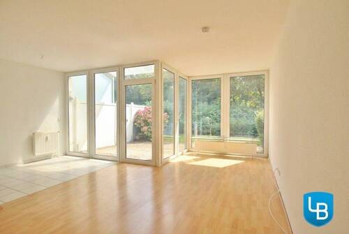 Wohnzimmer im EG - Reihenmittelhaus mit 100,00 m&sup2; in Lübeck / Travemünde zum Kaufen