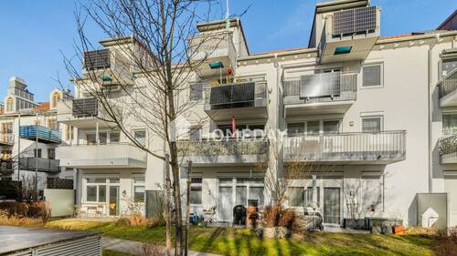 Außenansicht 3 - Barrierefreie 2,5 Zimmer Wohnung mit Terrasse und 2 TG- Einzelstellplätzen