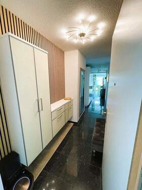 Bild 2 - 4 Zimmer Etagenwohnung zum Kaufen in Bietigheim-Bissingen