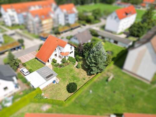 Portal Großer Garten - 5 Zimmer Einfamilienhaus zum Kaufen in Windischleuba