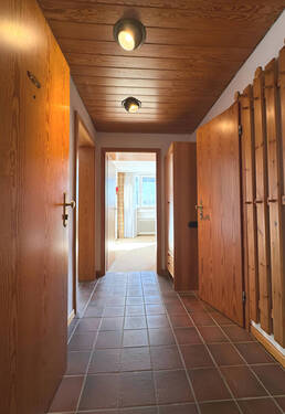Flur - 2 Zimmer Etagenwohnung zum Kaufen in Garmisch-Partenkirchen