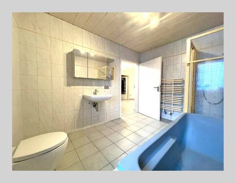 Badezimmer - Etagenwohnung mit 110,00 m&sup2; in Kierspe zur Miete