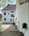 Blick aus dem Garten zum Haus - 
