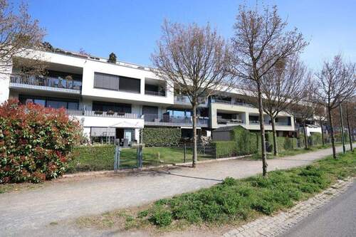 HAUSANSICHT - NEUWERTIG MIT STIL ... - 399.900,00 EUR Kaufpreis, ca.  87,10 m² Wohnfläche