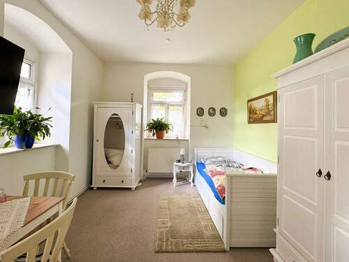 Helles Gästezimmer mit barrierefreiem Zugang - 