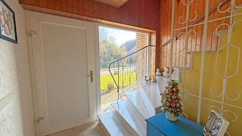 Hauseingang - 6 Zimmer Einfamilienhaus in Hamminkeln