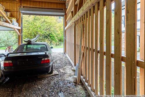 rechter Teil von innen - Garage, Stellplatz in Leimbach-Gilgenbach