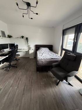 Zimmer im Untergeschoss - 