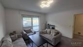 Wohnzimmer - 3 Zimmer Etagenwohnung zum Kaufen in Karlsruhe