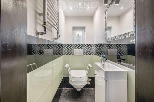 WC EG - 