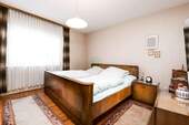 Schlafzimmer EG - 