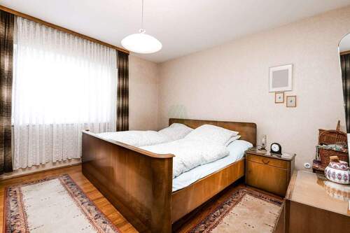 Schlafzimmer EG - 