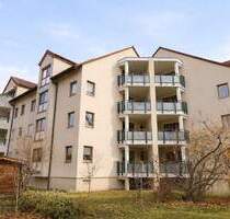 Attraktive 2-Zimmer-Dachgeschosswohnung mit Balkon & TG-Stellplatz in ruhiger Lage von Rastatt