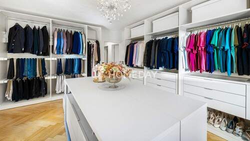 1. OG Ankleidezimmer 2 - Einfamilienhaus mit 180,00 m&sup2; in Mallersdorf-Pfaffenberg zum Kaufen