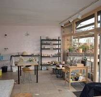 vermietete Gewerbeimmobilie in Köln zu verkaufen.